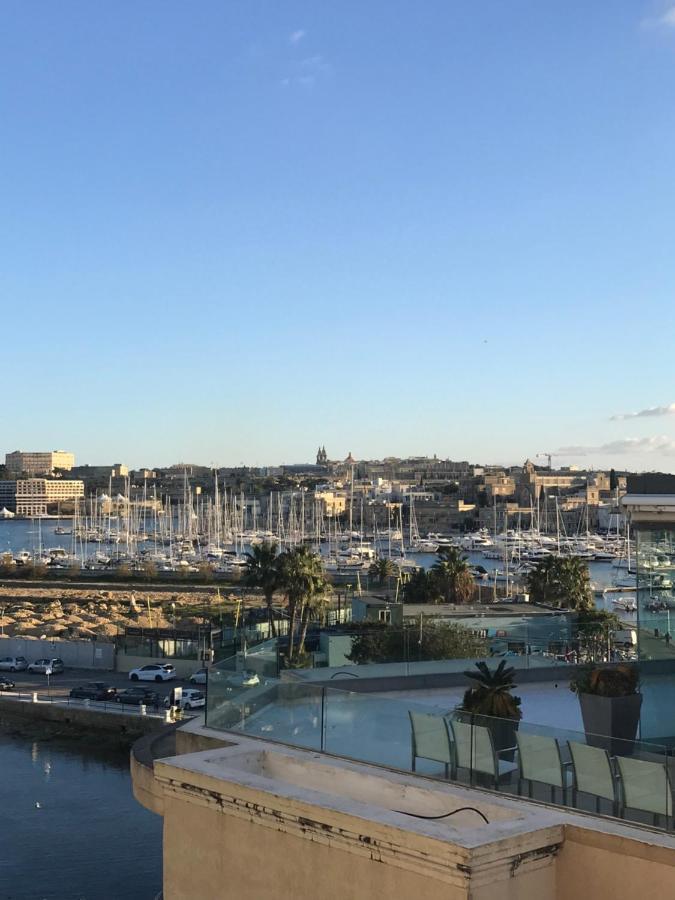 Sir William Strand Apartment Gzira Exterior photo
