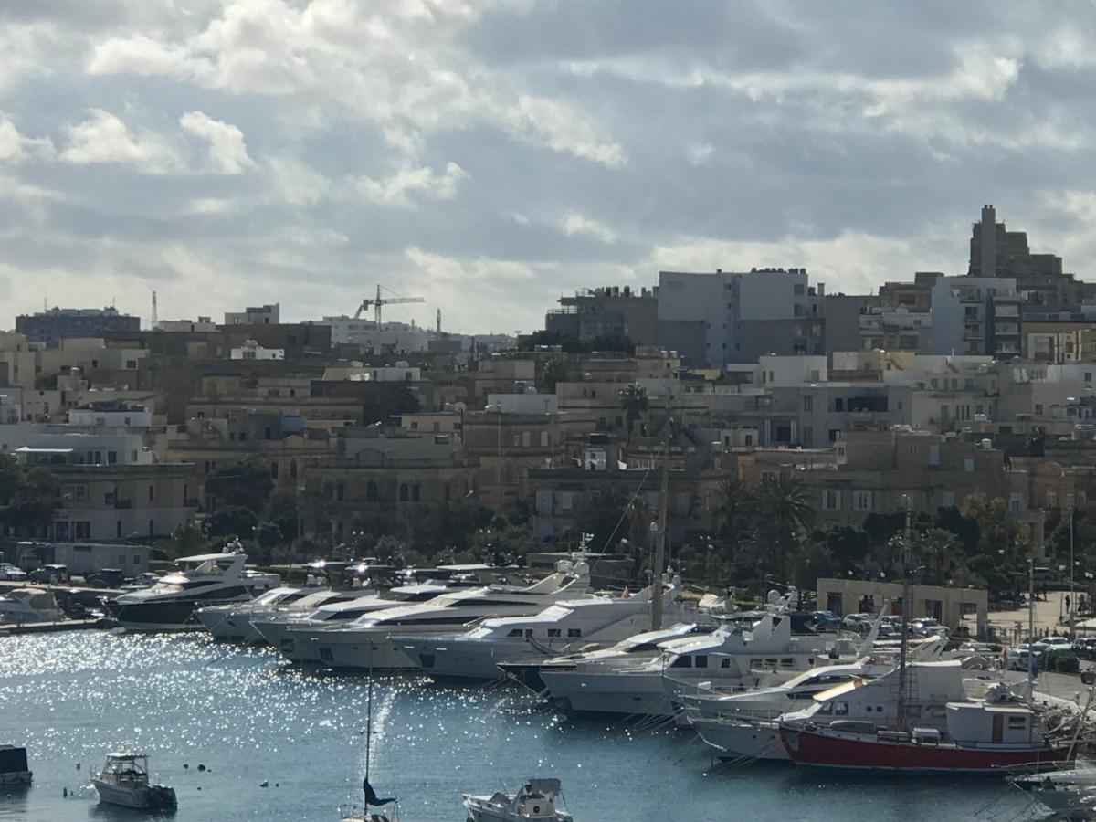 Sir William Strand Apartment Gzira Exterior photo