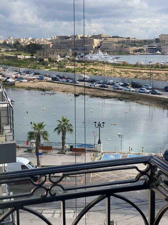 Sir William Strand Apartment Gzira Exterior photo